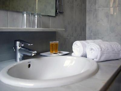 ب اند ب هتل تاراگونا سنترو وربیز