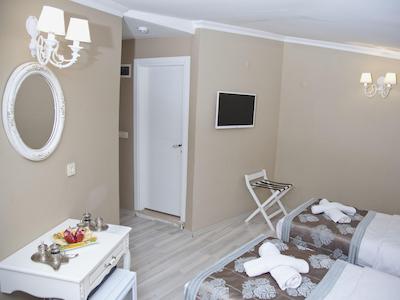 کادی کناجی ترمال هتل