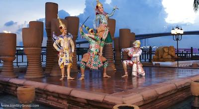 آنانتارا ریورساید بانکوک ریزورت