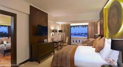 آنانتارا ریورساید بانکوک ریزورت