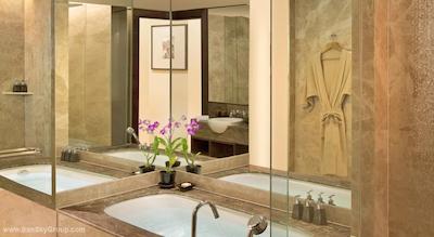 آنانتارا ریورساید بانکوک ریزورت