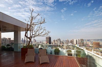 هتل 7 تیچونگ