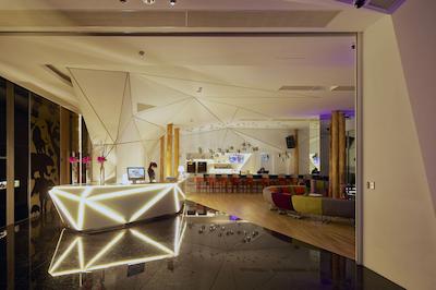 هتل 7 تیچونگ