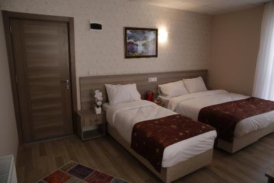 گرند ددم هتل