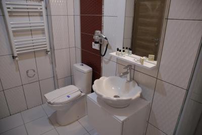 گرند ددم هتل