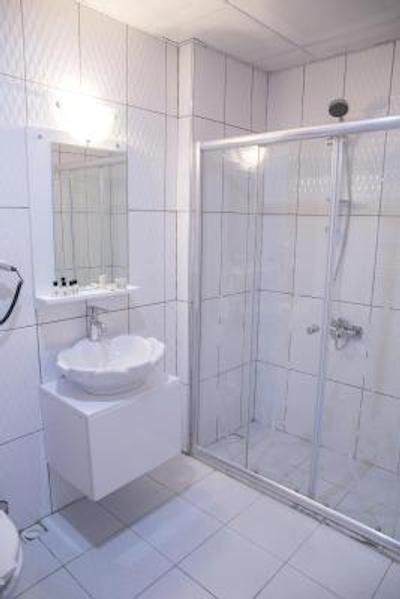 گرند ددم هتل