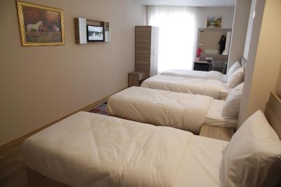 گرند ددم هتل