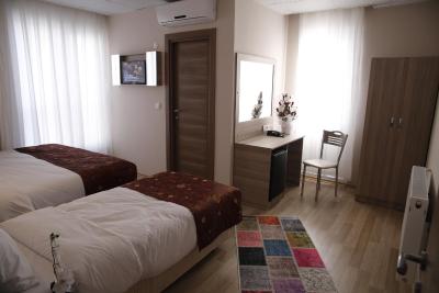 گرند ددم هتل