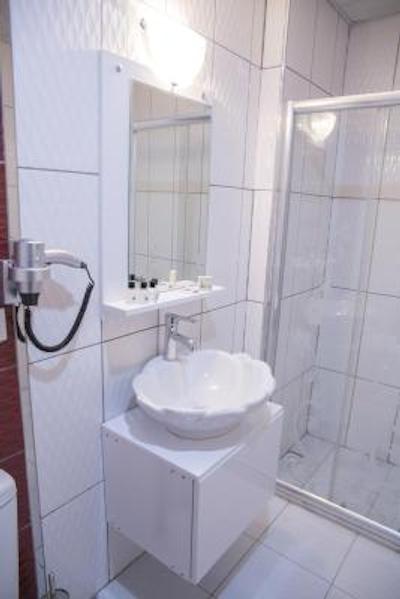 گرند ددم هتل