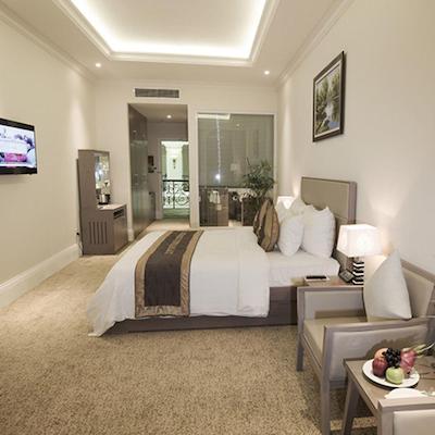 مرپرل کریستال پالاس