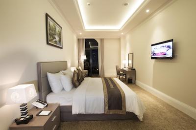 مرپرل کریستال پالاس