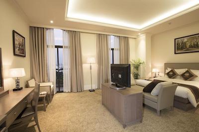 مرپرل کریستال پالاس