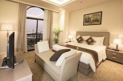 مرپرل کریستال پالاس