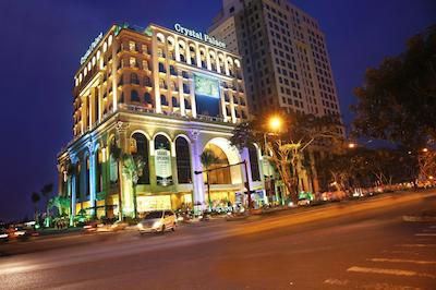 مرپرل کریستال پالاس