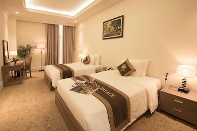 مرپرل کریستال پالاس