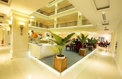 مرپرل کریستال پالاس