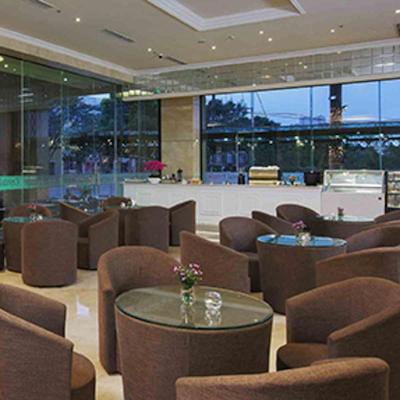 مرپرل کریستال پالاس