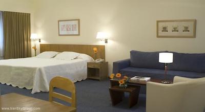 آسپن سوئیتس سوخومویت 2 بای کامپس هاسپیتالیتی