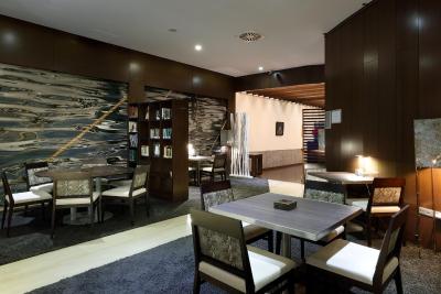 اورستارز سنتروم آلیکانت