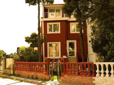 بیکنت این هتل