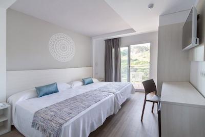 هتل اُاسیز پارک