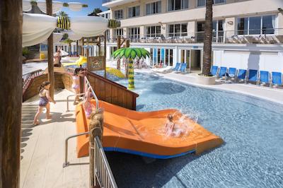 هتل اُاسیز پارک