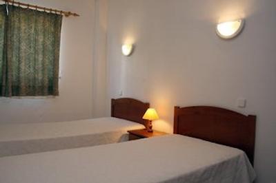 کینگز کلوب-اپارتامنتز ا ویلاز