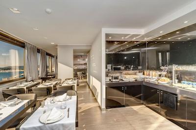 د ویو لوکسوری رومز