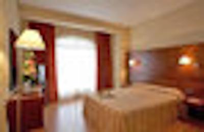 سرکتل هتل ترز لوسز