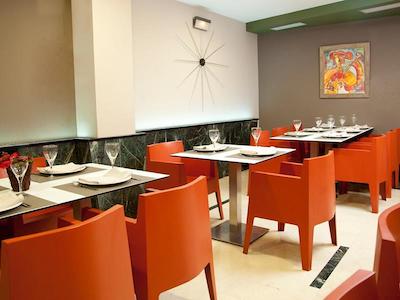 سرکتل هتل ترز لوسز