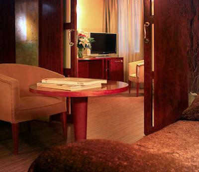 هتل اکتا اسپلندید