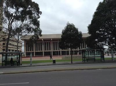 کمو د تریسوری