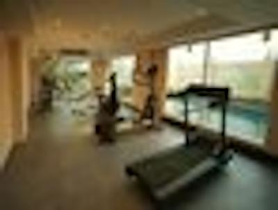 کانونینت گرند هتل