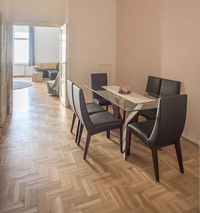 د ماگازین هتل