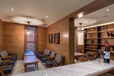 هتل د دیزاینرز لیج گاننام پرمیر