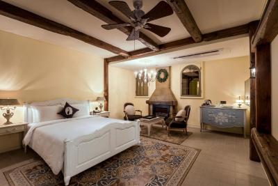 هتل د دیزاینرز لیج گاننام پرمیر