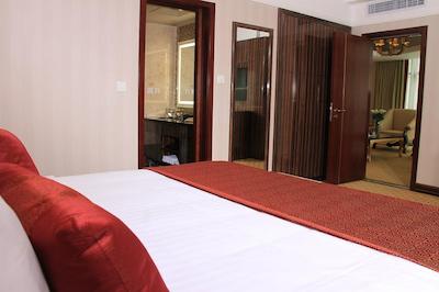 گولدن تولیپ ادیز ابابا