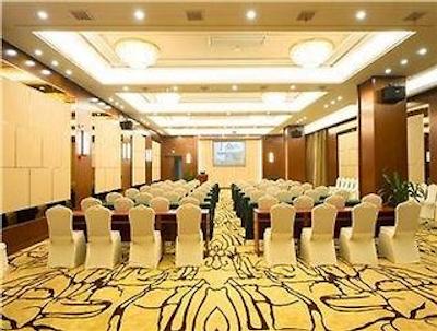 دز هتل فرنتیر نانتونگ