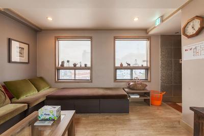 یهادی گوست هوس