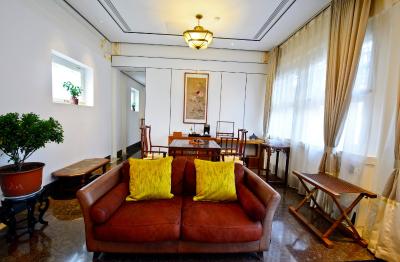 کورز ات پاویلونز