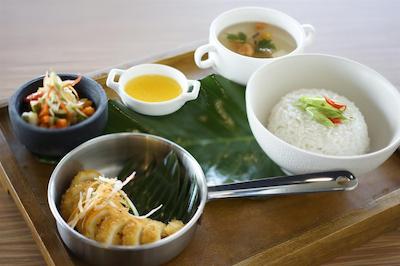 گولدن تولیپ اسنتیال بلیتونگ هتل