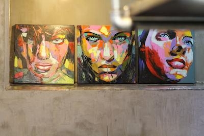 تیم تراولرز پارتی هستل این هنگدا