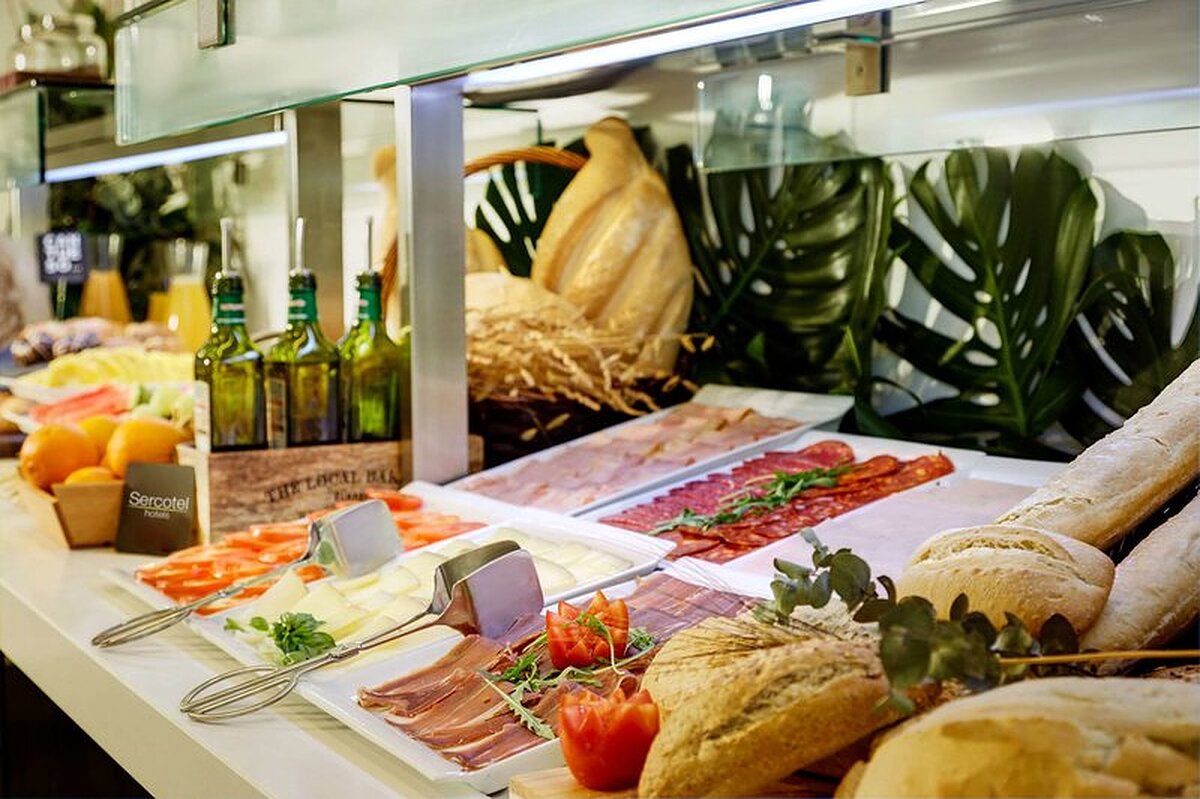 سرکتل گران هتل زوربارن