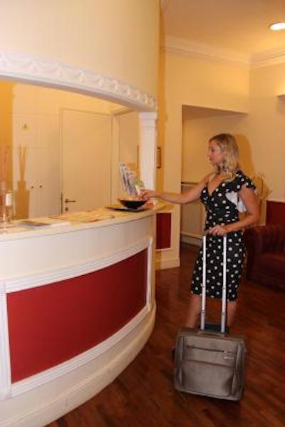 دیمرا فراتینا