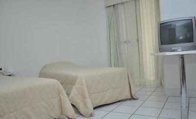 اکسکوتیو اری هتل