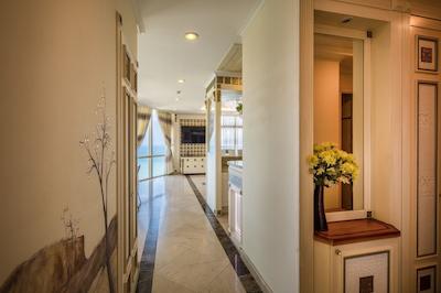 لتوز ویلیج کندتل نها ترانگ