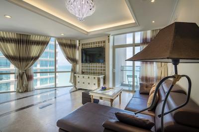 لتوز ویلیج کندتل نها ترانگ