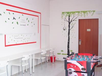 تراولر@اسگ-هاستل