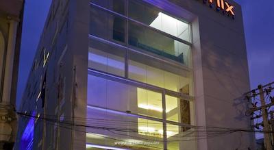 له فنیکس سوخومویت 11 بانکوک