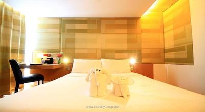 له فنیکس سوخومویت 11 بانکوک